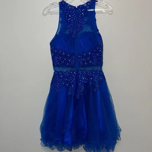 Anny Lee, formal dress - Picture 6 of 13
